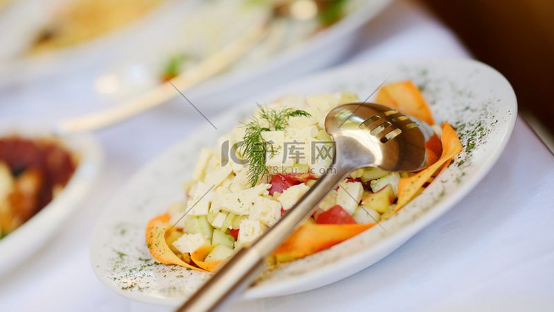 医院食材配送资质要求：最新解读与合规要点**